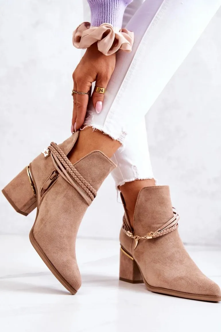 Zamszowe Botki Kowbojki Z Paskami Ciemnobeżowe Inessa