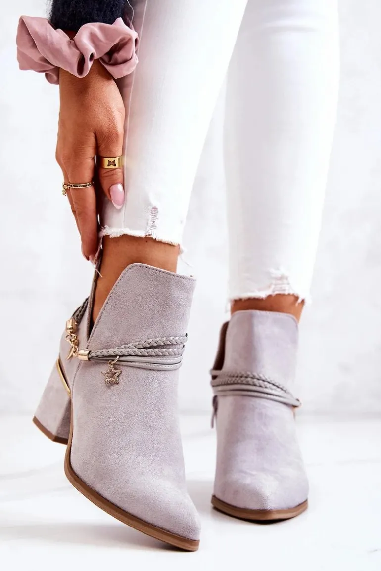 Zamszowe Botki Kowbojki Z Paskami Szare Inessa