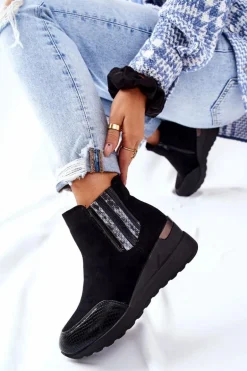 Zamszowe Botki Na Koturnie Czarne Manakel