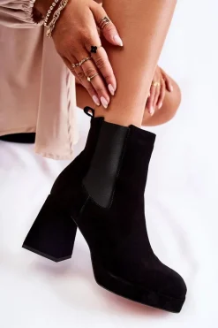 Zamszowe Botki Na Masywnym Obcasie Laura Messi 2519 Czarne