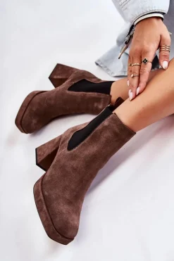 Zamszowe Botki Na Masywnym Obcasie Laura Messi 2519 Brązowe