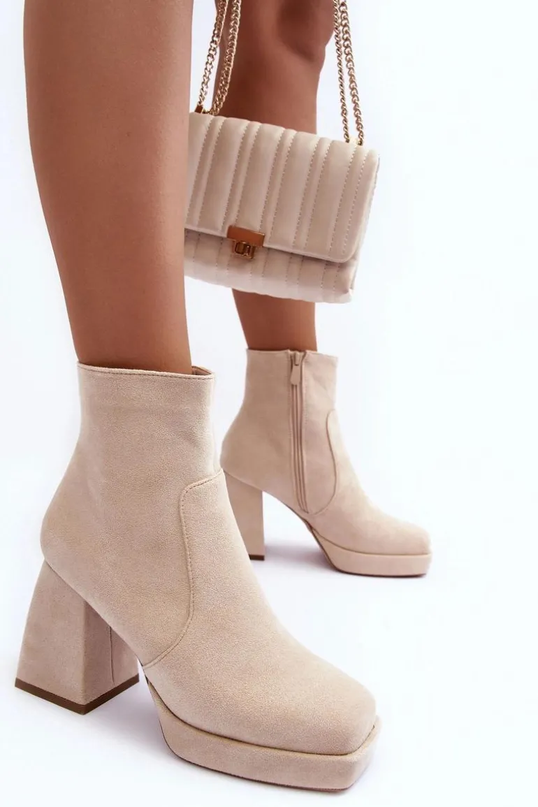 Zamszowe Botki Na Masywnym Obcasie Jasnobeżowe Abnous