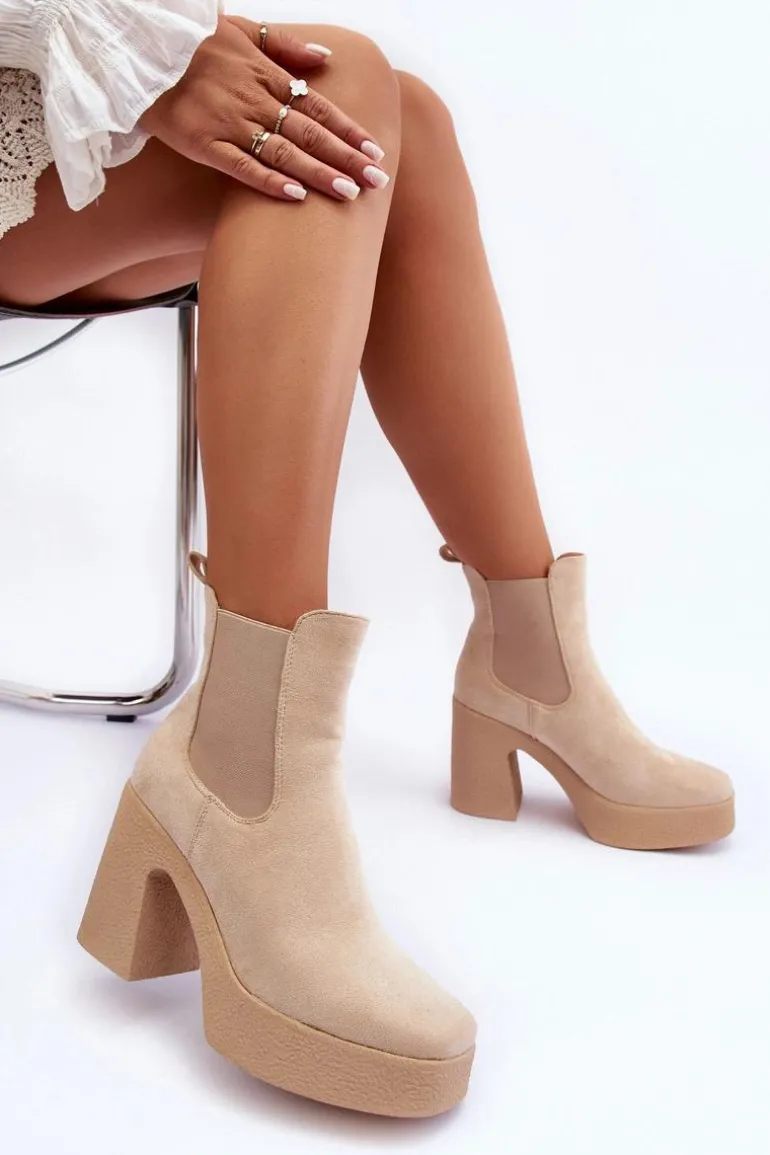 Zamszowe Botki Na Masywnym Słupku Beżowe Sunilda