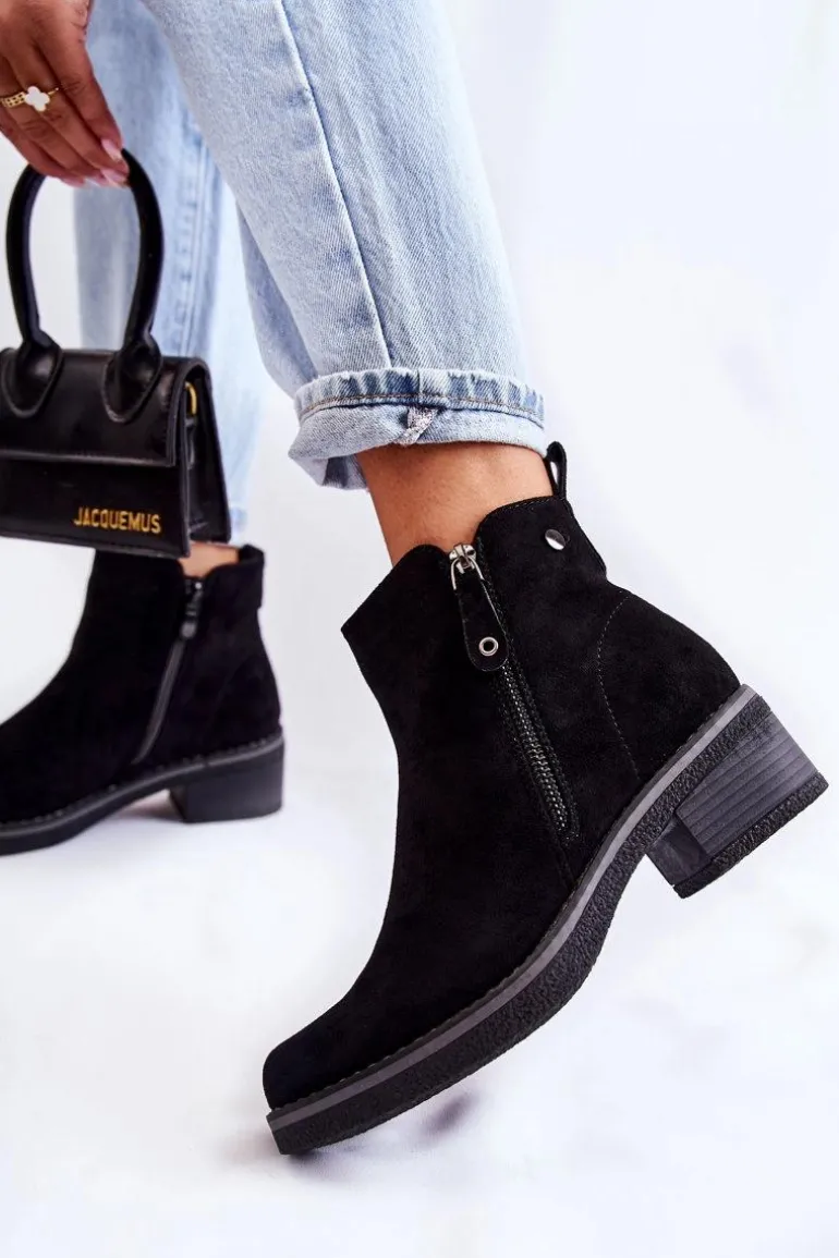 Zamszowe Botki Na Niskim Słupku Czarne Laurisa