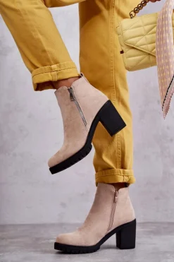 Zamszowe Botki Na Obcasie Z Suwakiem Jasnobeżowe Sevione