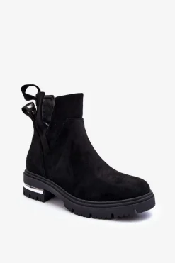 Zamszowe Botki Na Płaskim Obcasie Z Wycięciami Czarne Lamedella