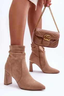 Zamszowe Botki Na Słupku Beżowe Mellamene