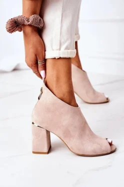 Zamszowe Botki Na Słupku Lewski Shoes 3044 Beżowe