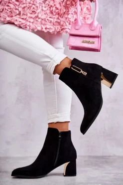 Zamszowe Botki Na Słupku Z Ozdobą Czarne Erine