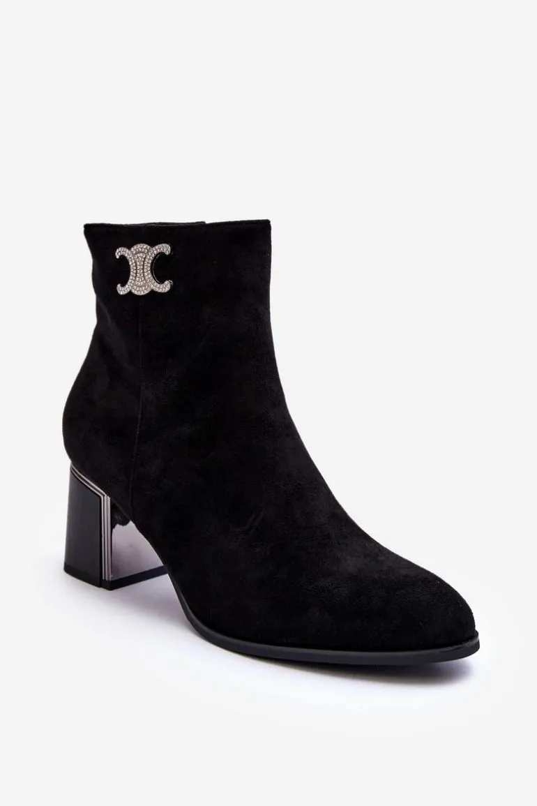 Zamszowe Botki Na Słupku Z Ozdobą Czarne Dwinja