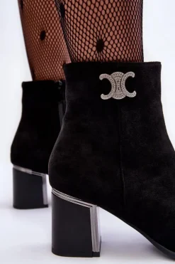 Zamszowe Botki Na Słupku Z Ozdobą Czarne Dwinja