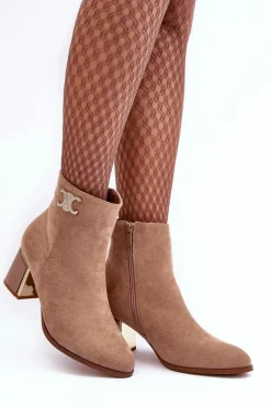 Zamszowe Botki Na Słupku Z Ozdobą Beżowe Dwinja