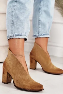 Zamszowe Botki Na Słupku Z Wycięciem Exquisite 1231 Rude