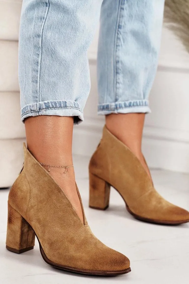 Zamszowe Botki Na Słupku Z Wycięciem Exquisite 1231 Rude