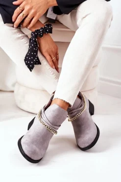 Zamszowe Botki Z Łańcuszkiem Szare Elvira