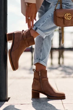 Zamszowe Botki Z Klamrą Brązowe Neste