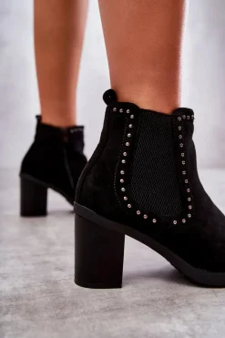 Zamszowe Botki Z Ćwiekami Na Słupku Czarne Cambia