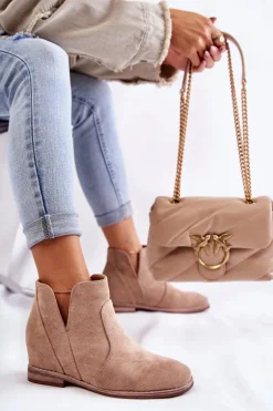 Zamszowe Botki Z Wycięciami Na Płaskim Obcasie Beżowe Henriette
