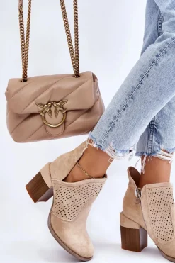 Zamszowe Botki Z Wycięciem Jasnobeżowe Layne