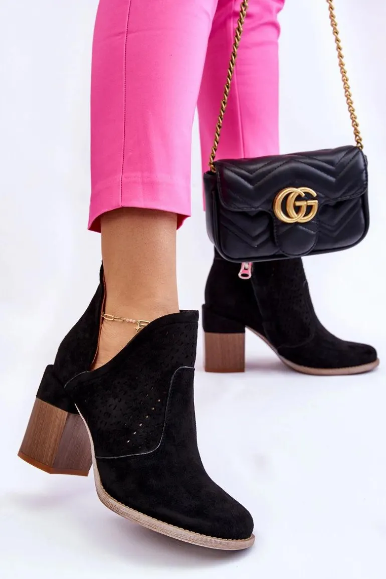 Zamszowe Botki Z Wycięciem Czarne Layne