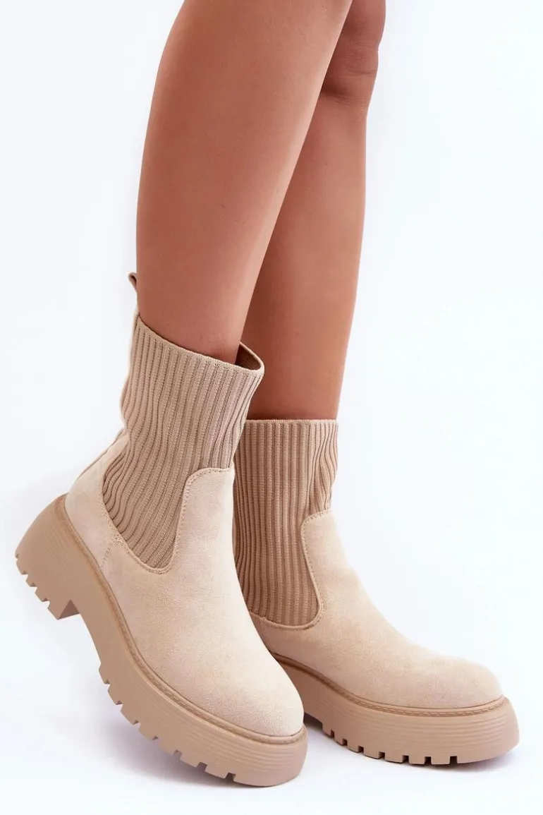 Zamszowe Botki Ze Skarpetą Na Platformie I Płaskim Obcasie Beżowe Rewam