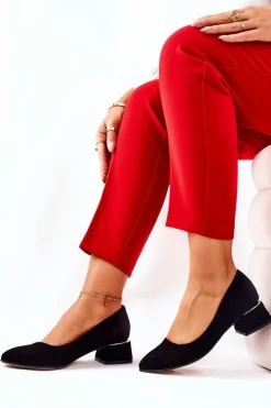 Zamszowe Czółenka Lewski 3118 Czarne