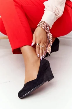 Zamszowe Czółenka Na Koturnie Sergio Leone PB767 Czarne