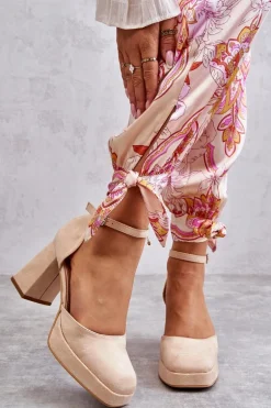 Zamszowe Czółenka Na Masywnym Obcasie I Platformie Beżowe Diame