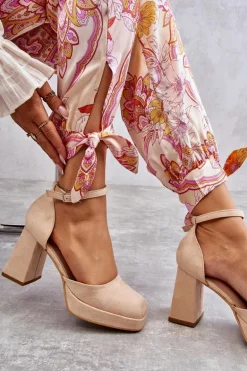 Zamszowe Czółenka Na Masywnym Obcasie I Platformie Beżowe Diame