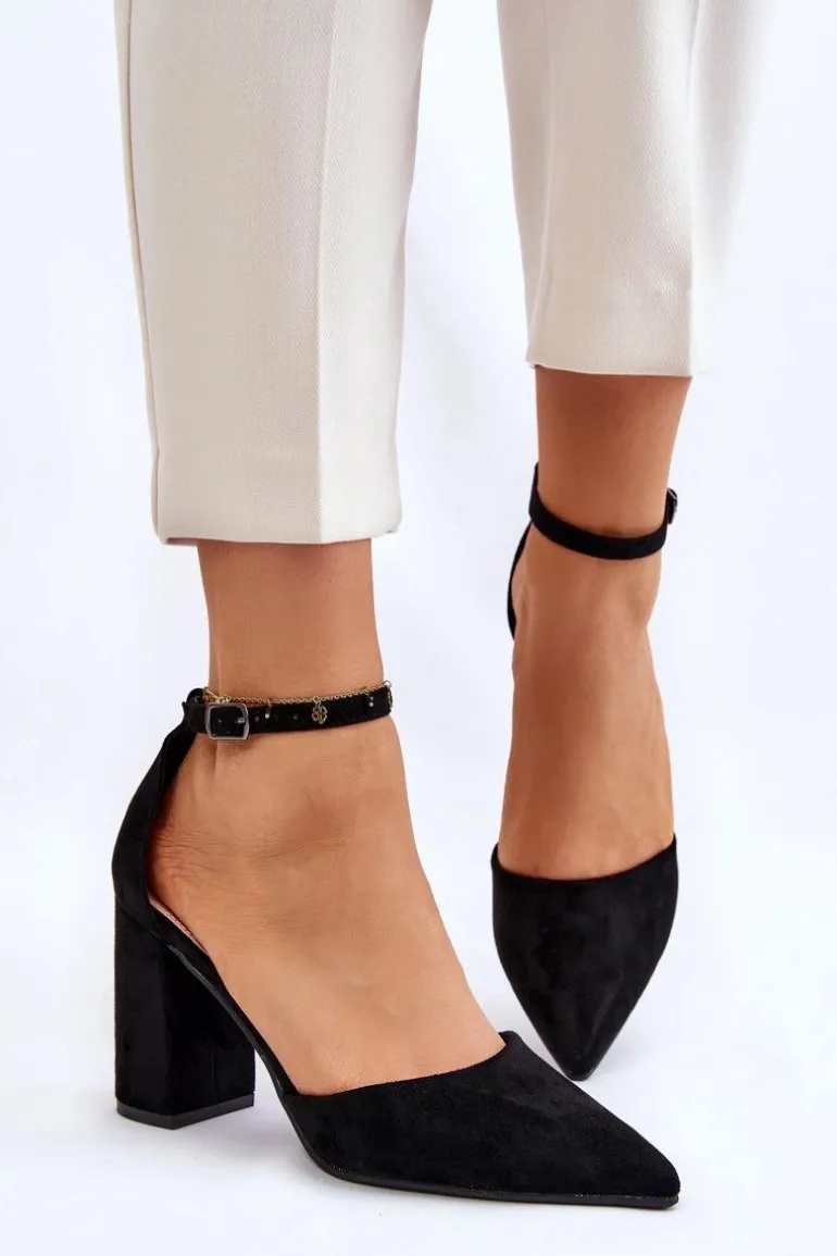 Zamszowe Czółenka Na Słupku Czarne Lexie