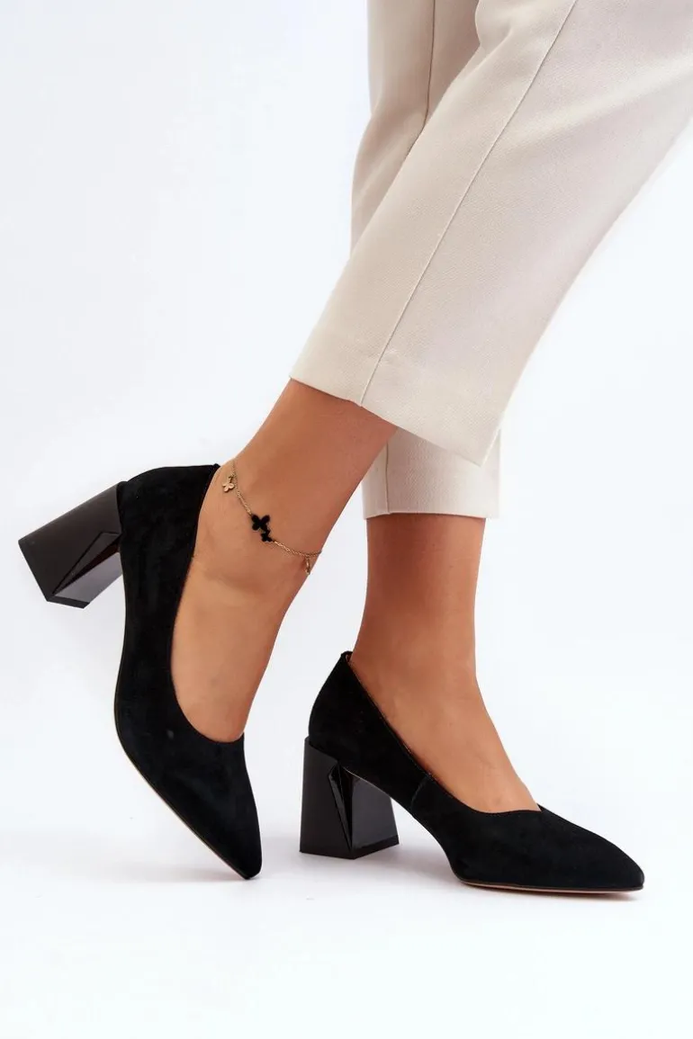 Zamszowe Czółenka Na Słupku Czarne Alessyndra