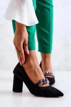 Zamszowe Czółenka Z Łańcuchem Czarne Alamoss