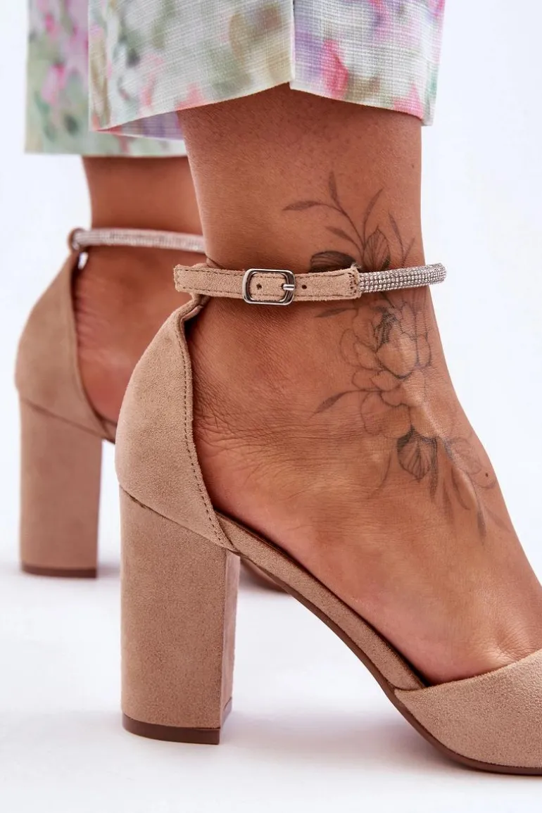 Zamszowe Czółenka Z Cyrkoniami Ciemnobeżowe Diamond