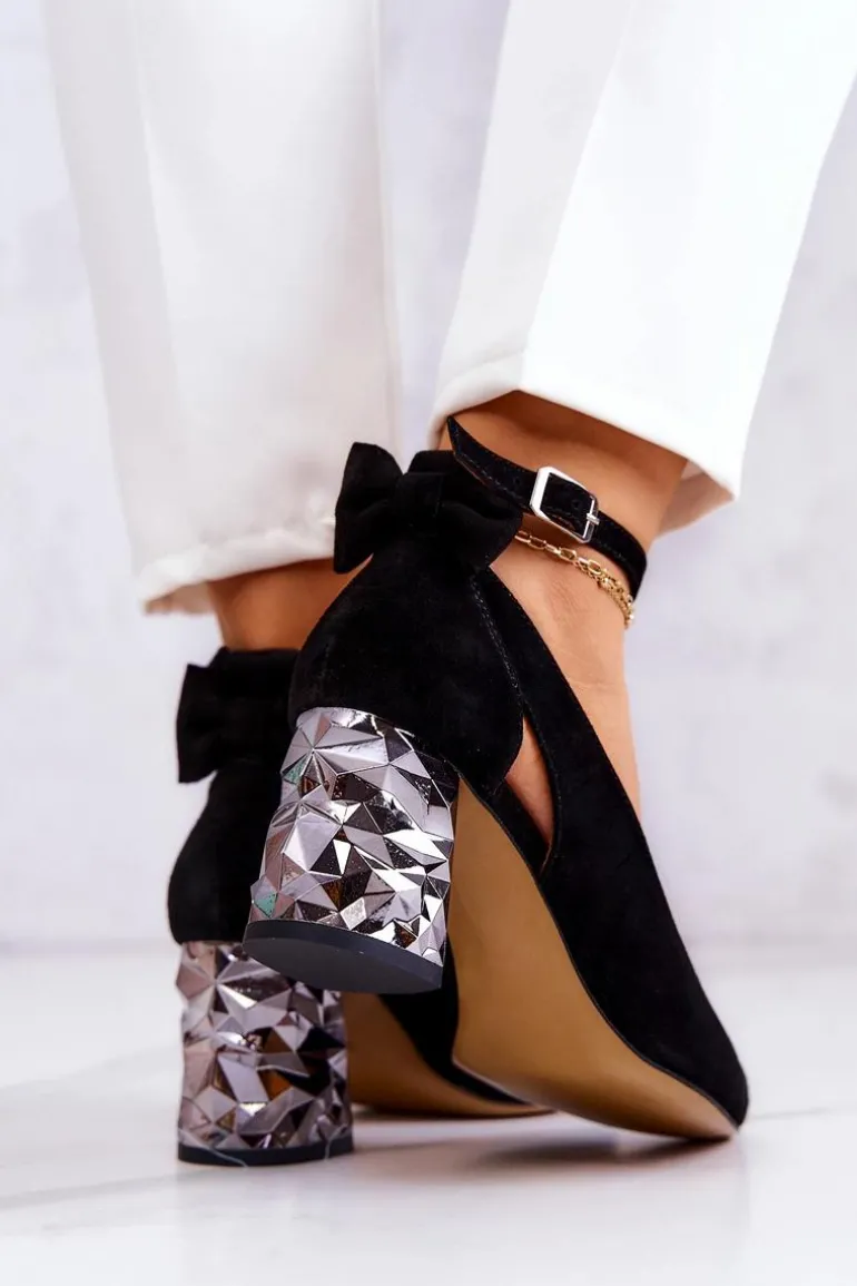 Zamszowe Czółenka Z Kokardką Maciejka 05059-01 Czarne