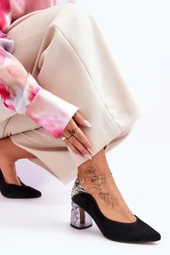 Zamszowe Czółenka Z Ozdobnym Obcasem Maciejka 05042-43 Czarne