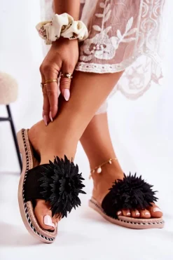 Zamszowe Damskie Klapki Z Ozdobą Czarne Giorgia