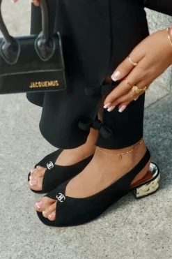 Zamszowe Eleganckie Sandały Damskie CheBello 4724 Czarne