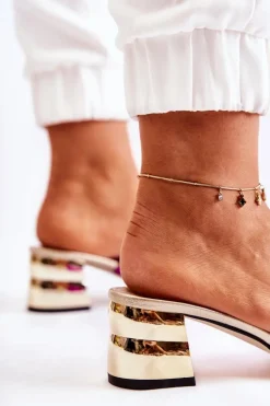 Zamszowe Klapki Damskie Na Obcasie Fuksja Perry