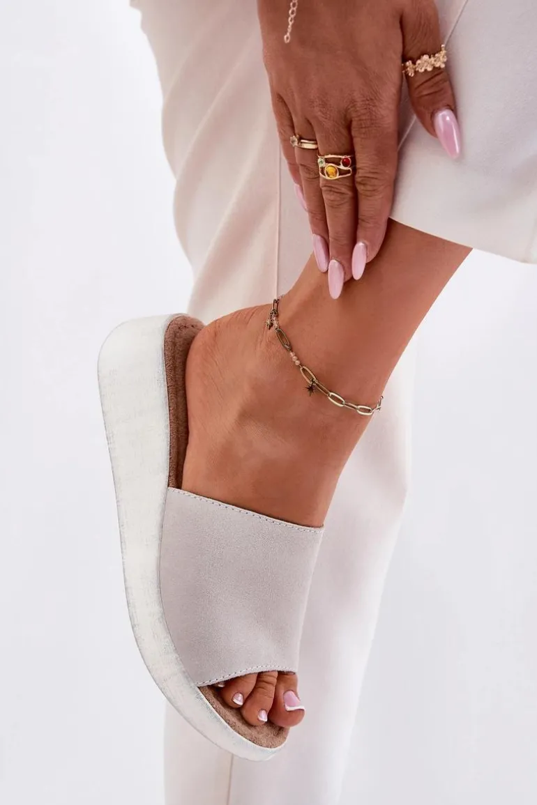 Zamszowe Klapki Damskie Na Koturnie Panto Fino RR267044 Szare