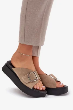 Zamszowe Klapki Damskie Z Klamrą Na Platformie Zazoo 3019 Beżowe