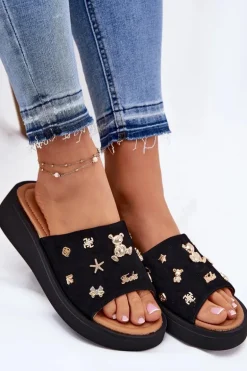 Zamszowe Klapki Damskie Z Przypinkami Vinceza 66741 Czarne