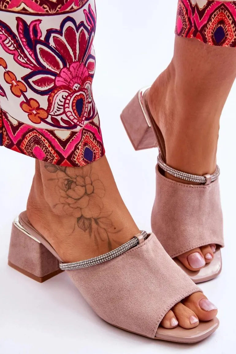 Zamszowe Klapki Na Obcasie S.Barski KV-612-2 Beżowe