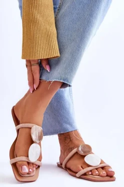 Zamszowe Klapki Z Ozdobami Nude Victoria