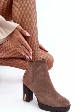 Zamszowe Klasyczne Botki Na Obcasie Brązowe Amy