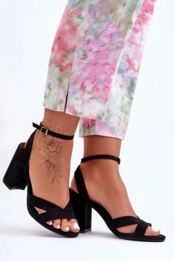 Zamszowe Klasyczne Sandałki Na Słupku Czarne Tetradi