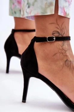 Zamszowe Klasyczne Sandały Na Szpilce Czarne Tossa