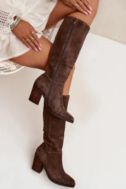 Zamszowe Kozaki Na Słupku Zamek Brązowe Lissara