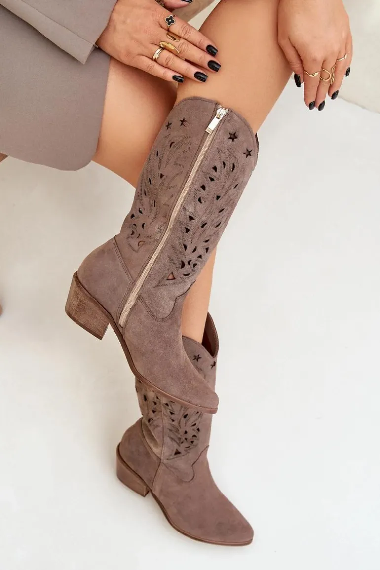 Zamszowe Kozaki Z Ażurową Cholewką Zazoo 3609 Brązowe