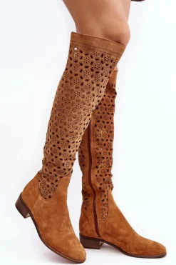 Zamszowe Kozaki Z Ażurowym Wzorem Camel Pointe