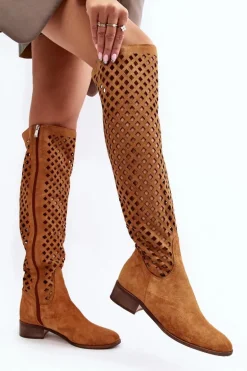 Zamszowe Kozaki Z Ażurowym Wzorem Camel Arinna